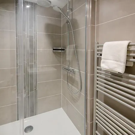 度假居 Peggy Hill *