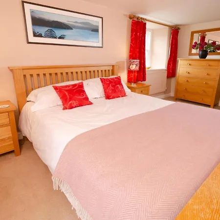 Peggy Hill * Ambleside